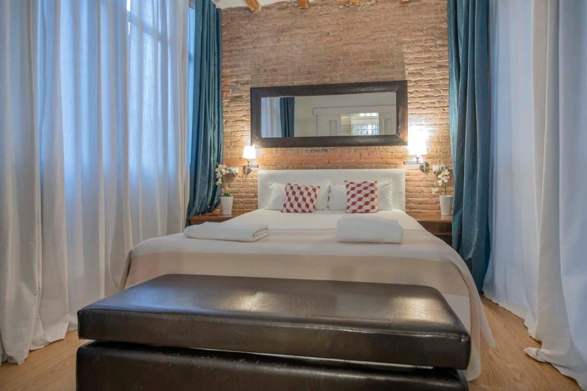 Exclusive 2 Bedroom Apartment In The City Center 巴塞罗那 外观 照片