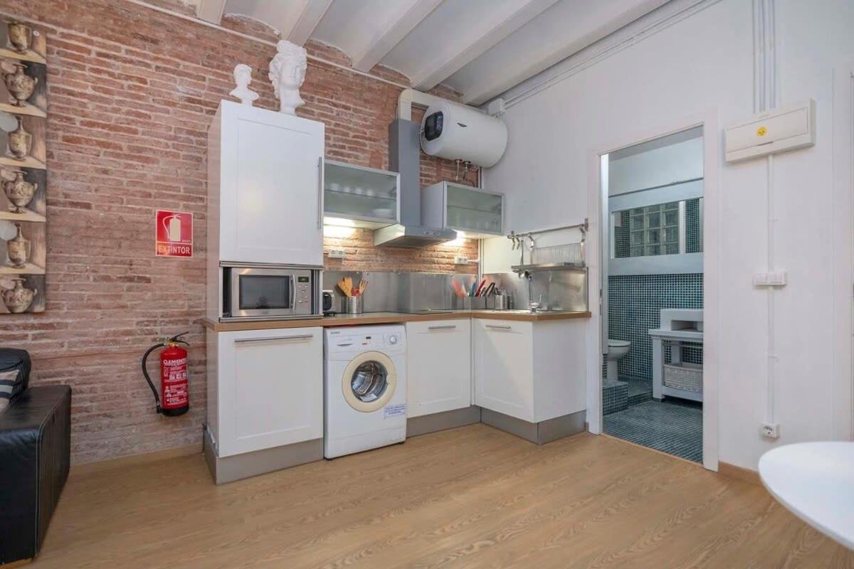 Exclusive 2 Bedroom Apartment In The City Center 巴塞罗那 外观 照片